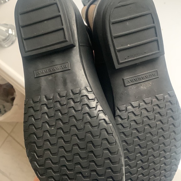 COPY - Burberry Rain Boots - Picture 7 of 7